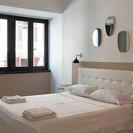 Boutique Four בארי